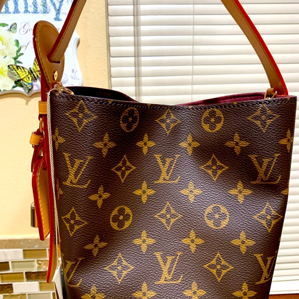 Louis Vuitton Monogram Shoulder limited edition purse long/ short strap/ wallet - Picture 15 of 17